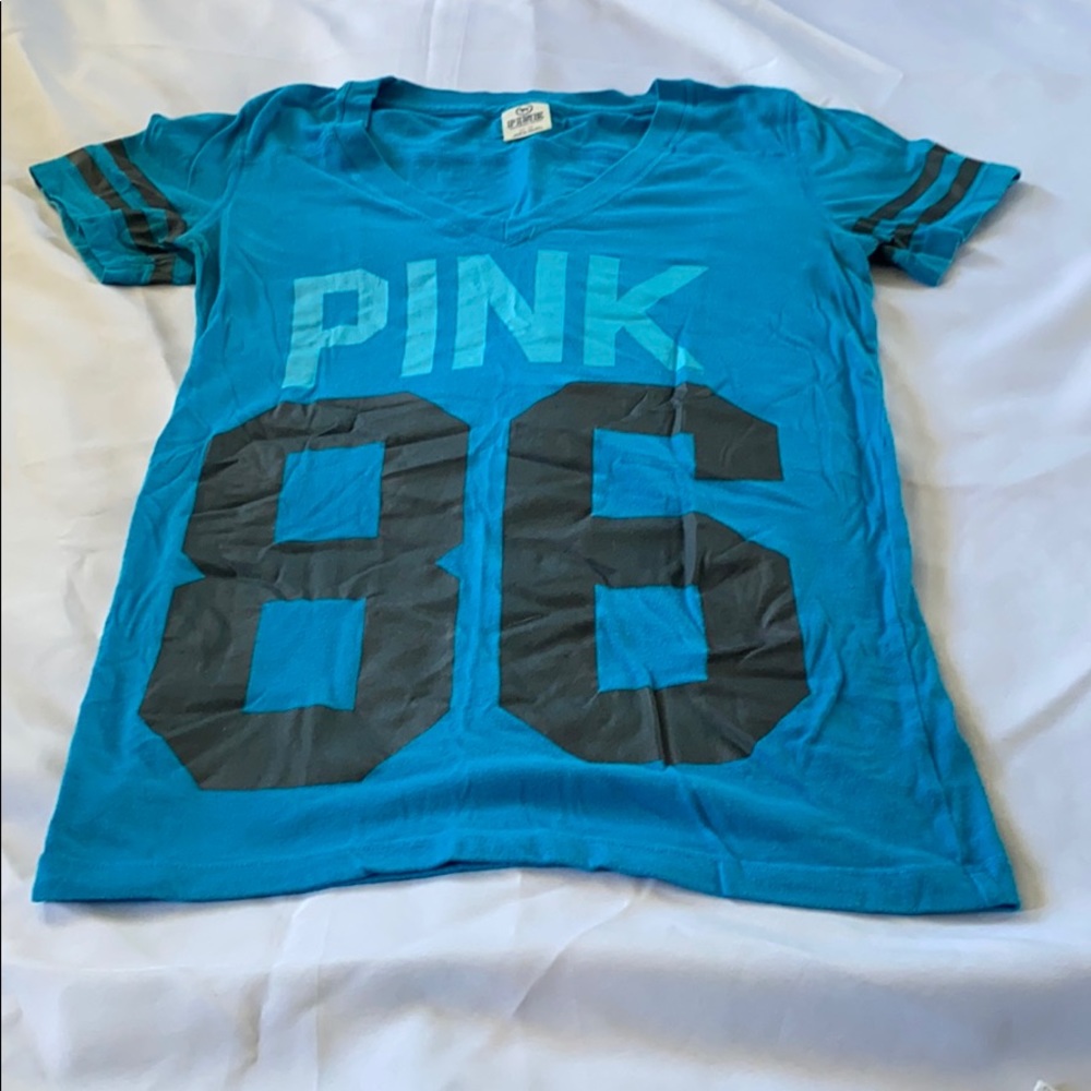 T-Shirt.